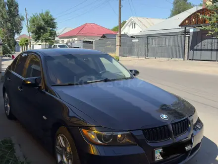 BMW 330 2007 года за 7 300 000 тг. в Алматы – фото 2