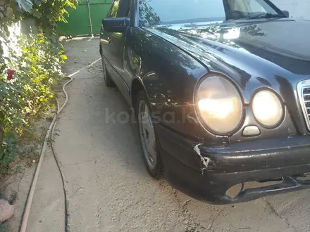 Mercedes-Benz E 230 1998 года за 1 800 000 тг. в Тараз – фото 11