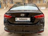 Hyundai Accent 2021 годаfor8 400 000 тг. в Актау – фото 3