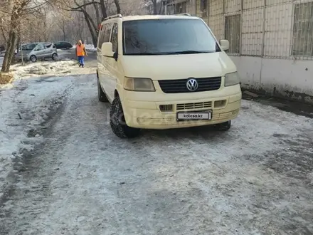 Volkswagen Caravelle 2009 года за 7 000 000 тг. в Алматы – фото 2