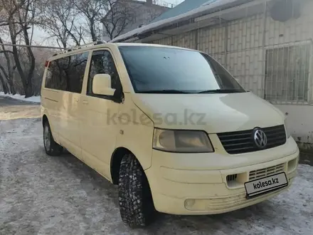Volkswagen Caravelle 2009 года за 7 000 000 тг. в Алматы – фото 3