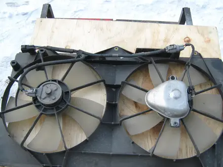 Вентилятор радиатора Тойота Камри 30 2, 4 за 40 000 тг. в Алматы