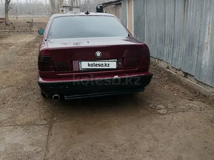 BMW 520 1992 года за 1 600 000 тг. в Астана – фото 2