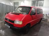 Volkswagen Transporter 1992 годаfor3 000 000 тг. в Астана