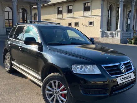 Volkswagen Touareg 2004 года за 4 700 000 тг. в Алматы