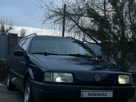 Volkswagen Passat 1993 года за 2 000 000 тг. в Тараз – фото 4
