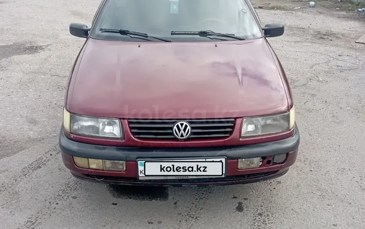 Volkswagen Passat 1993 годаfor1 550 000 тг. в Павлодар