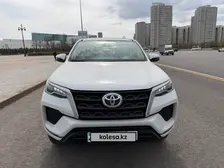Toyota Fortuner, 2025