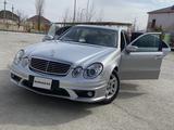 Mercedes-Benz E 320 2003 годаүшін4 000 000 тг. в Жанаозен – фото 2