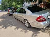 Mercedes-Benz E 320 2003 годаfor5 500 000 тг. в Астана – фото 4