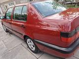 Volkswagen Vento 1994 годаfor920 000 тг. в Тараз