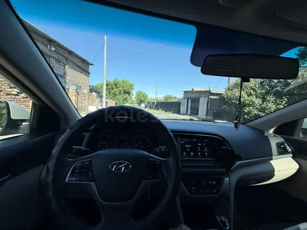 Hyundai Elantra 2016 года за 7 000 000 тг. в Караганда – фото 8