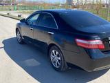 Toyota Camry 2011 года за 8 000 000 тг. в Павлодар – фото 2