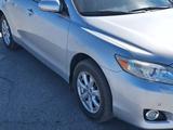 Toyota Camry 2011 года за 7 900 000 тг. в Кызылорда – фото 2