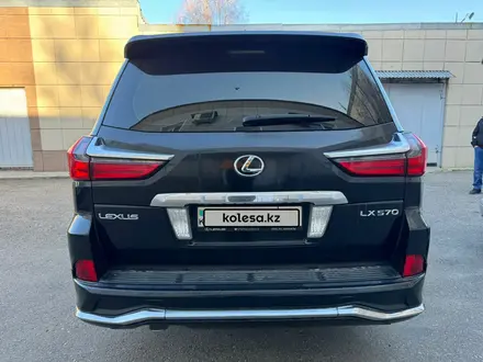 Lexus LX 570 2017 года за 44 000 000 тг. в Усть-Каменогорск – фото 4