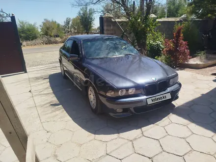 BMW 523 1997 года за 2 500 000 тг. в Сарыкемер – фото 2