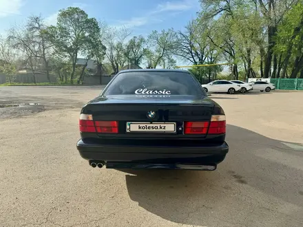 BMW 520 1993 года за 3 500 000 тг. в Алматы – фото 5