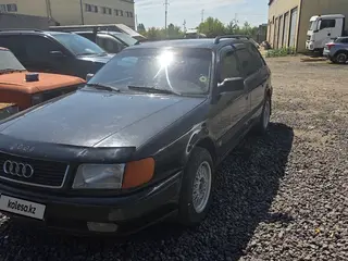 Audi 100