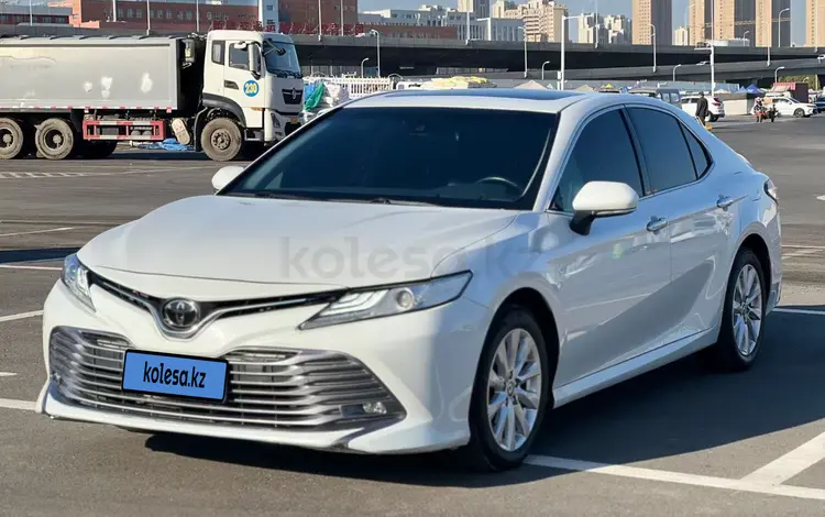 Toyota Camry 2019 года за 7 920 000 тг. в Другой город в Китае