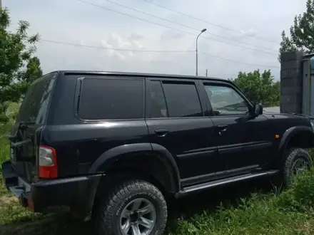 Nissan Patrol 2001 года за 120 000 тг. в Алматы