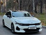 Kia K5 2020 года за 13 000 000 тг. в Алматы – фото 2