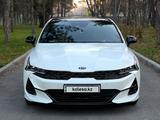 Kia K5 2020 года за 13 000 000 тг. в Алматы – фото 3