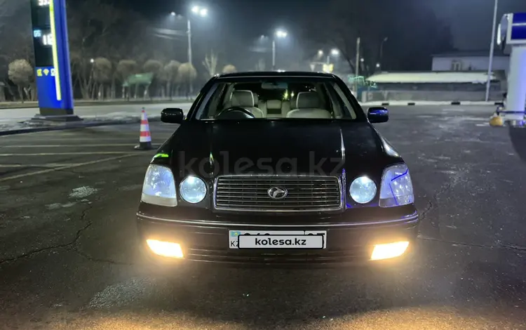 Toyota Progres 2000 годаfor3 000 000 тг. в Алматы