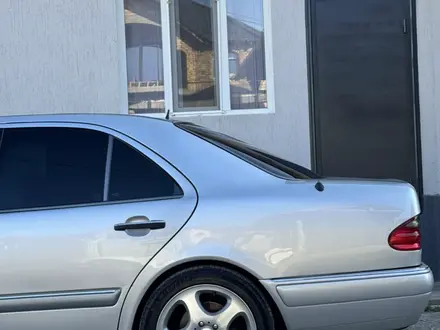Mercedes-Benz E 280 1996 года за 2 900 000 тг. в Шымкент – фото 5