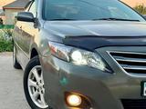 Toyota Camry 2010 года за 6 600 000 тг. в Атырау – фото 3