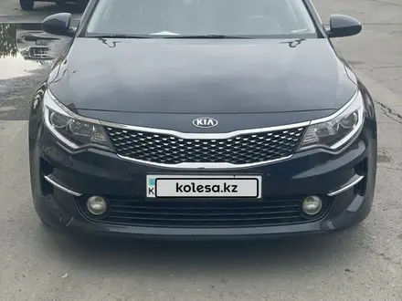 Kia K5 2015 года за 8 700 000 тг. в Талдыкорган