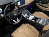 Hyundai Santa Fe 2023 года за 18 500 000 тг. в Алматы – фото 4