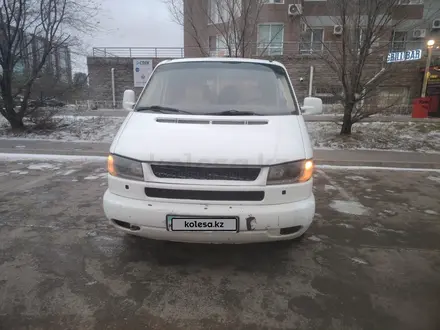 Volkswagen Caravelle 1997 года за 2 900 000 тг. в Астана – фото 14