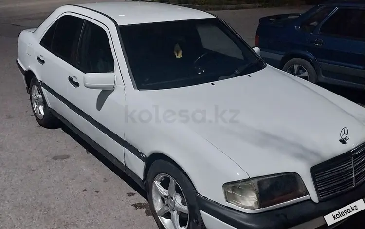 Mercedes-Benz C 180 1994 годаfor2 000 000 тг. в Караганда