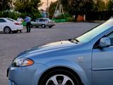 Daewoo Gentra 2014 года за 4 300 000 тг. в Абай (Келесский р-н) – фото 2