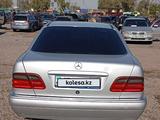 Mercedes-Benz E 280 1999 годаүшін3 600 000 тг. в Алматы – фото 2