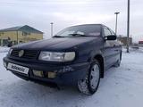 Volkswagen Passat 1995 года за 950 000 тг. в Актобе – фото 4