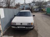 Volkswagen Passat 1991 годаfor1 100 000 тг. в Шардара