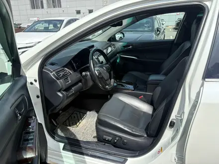 Toyota Camry Luxe 2014 года за 9 600 000 тг. в Астана – фото 12
