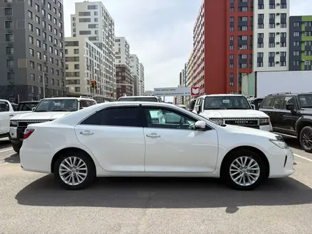 Toyota Camry Luxe 2014 года за 9 600 000 тг. в Астана – фото 17