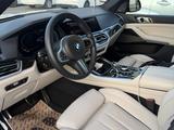 BMW X5 2020 года за 28 000 000 тг. в Алматы – фото 4