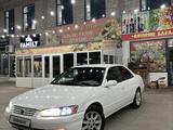 Toyota Camry 1998 годаfor4 000 000 тг. в Шымкент – фото 2