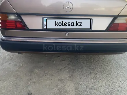 Mercedes-Benz E 200 1993 года за 2 400 000 тг. в Кызылорда – фото 7