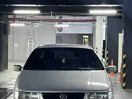 Volkswagen Passat 1995 года за 2 600 000 тг. в Алматы