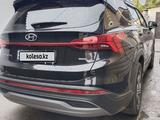 Hyundai Santa Fe 2021 года за 17 300 000 тг. в Семей – фото 2
