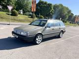 Volkswagen Passat 1993 годаүшін1 500 000 тг. в Алматы