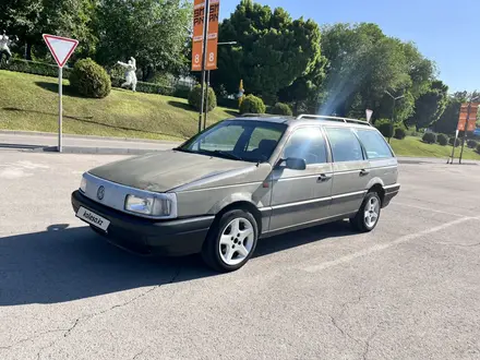 Volkswagen Passat 1993 года за 1 500 000 тг. в Алматы