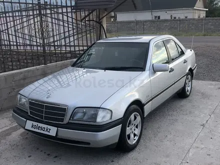 Mercedes-Benz C 220 1996 года за 2 300 000 тг. в Мерке