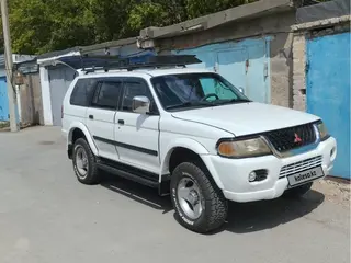 Mitsubishi Montero Sport, 2001