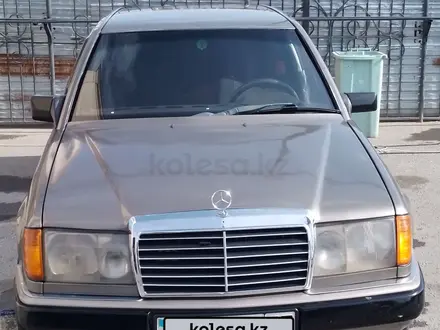 Mercedes-Benz E 230 1989 года за 900 000 тг. в Шымкент – фото 3