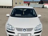 Volkswagen Golf 2004 года за 3 700 000 тг. в Караганда